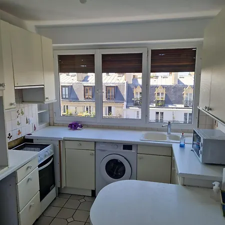 Grand Parisien Lumineux Nation 3 Etage Eleve Paris